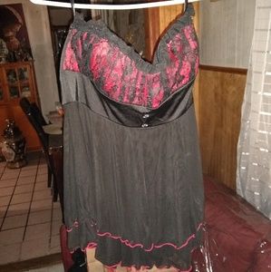 Corset top size extra large.